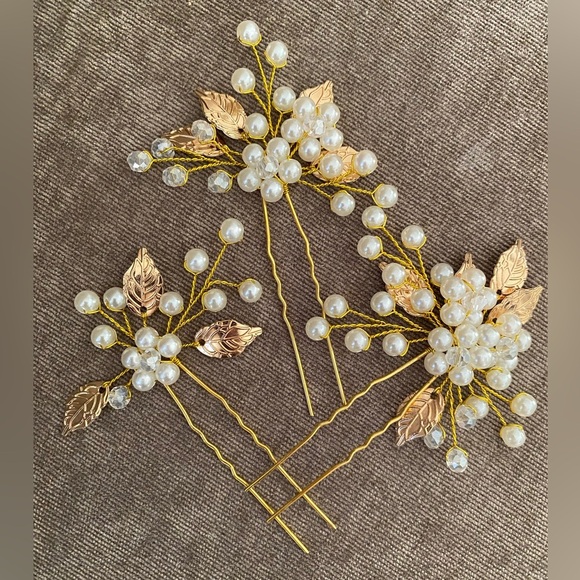 Bridal/Special Occasion Hair Combs - Picture 9 of 9